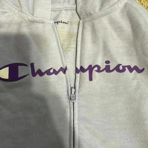 Purple Champion hoodie size 4T - Picture 2 of 3